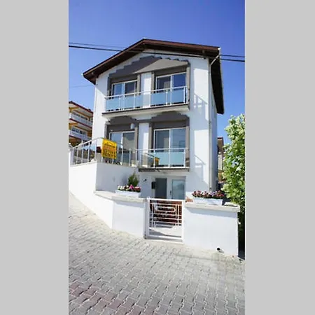 Bougainvillacesme 1st Floor Apartamento *