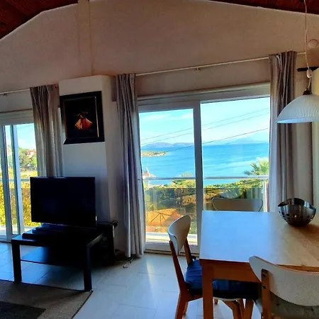 Bougainvillacesme 1st Floor Çeşme